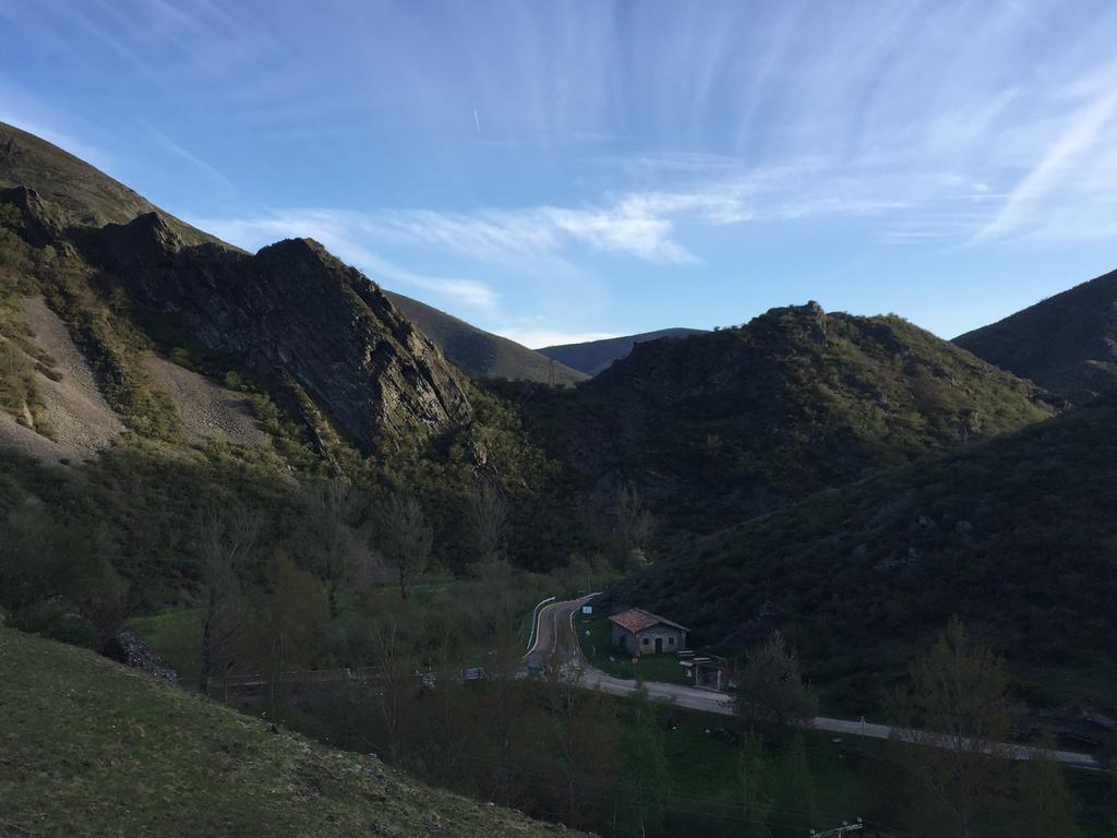 El Invernal De Picos Portilla de la Reina Kültér fotó