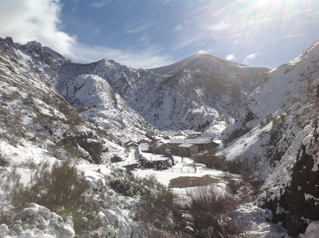 El Invernal De Picos Portilla de la Reina Kültér fotó