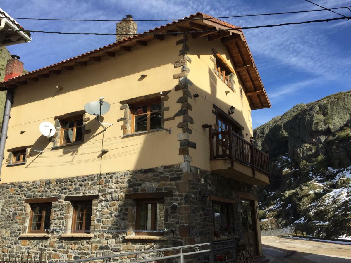 El Invernal De Picos Portilla de la Reina Kültér fotó